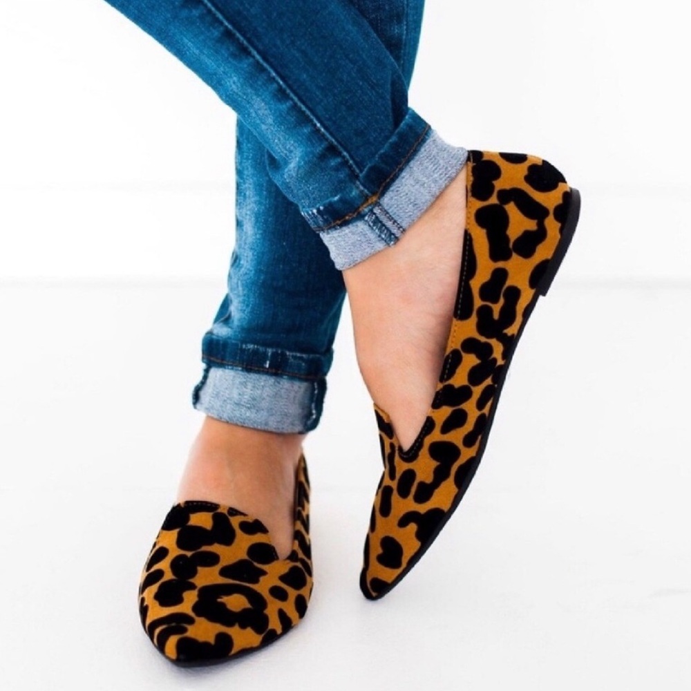 5⭐️LEOPARD Pointed Toe Ballet Flats PRINT SHOES - Picture 2 of 4